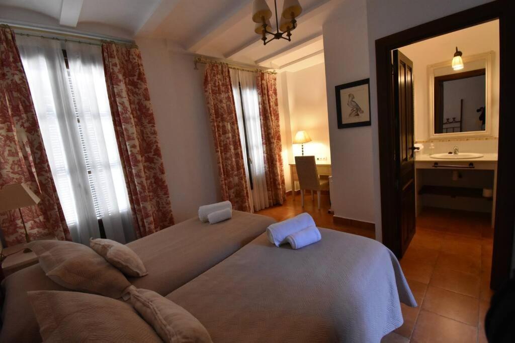 Casa Rural Almonaster La Real, Marques De Robledal Екстер'єр фото